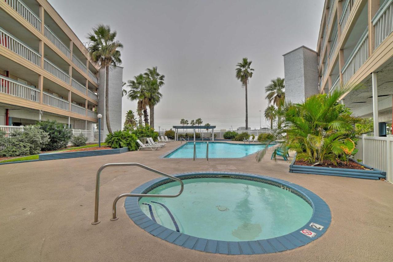 Updated Front Beach Condo With Resort Amenities! Corpus Christi Eksteriør bilde