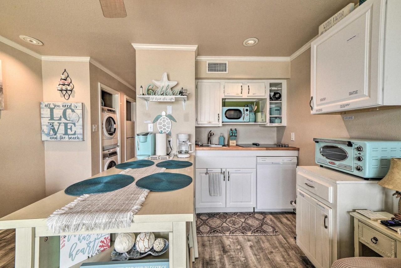 Updated Front Beach Condo With Resort Amenities! Corpus Christi Eksteriør bilde