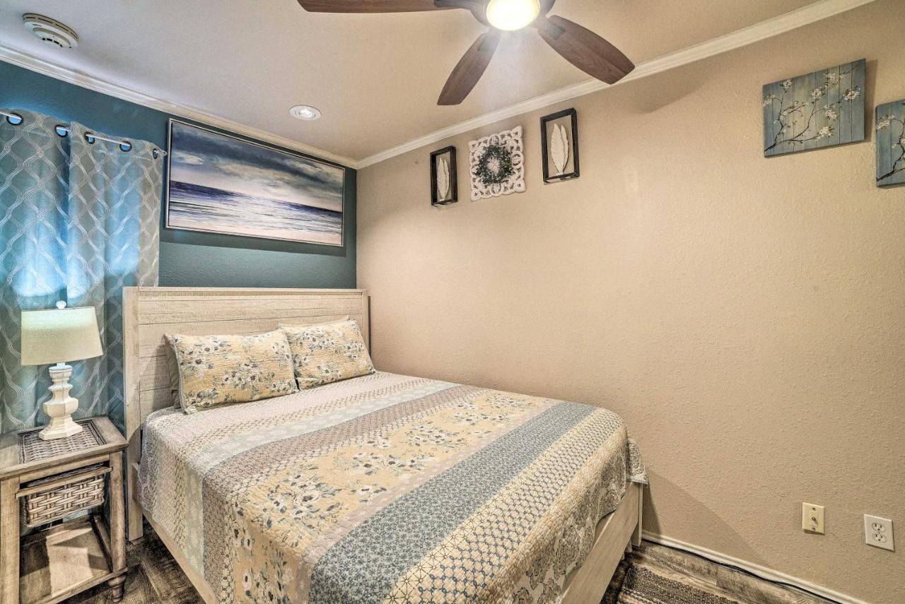 Updated Front Beach Condo With Resort Amenities! Corpus Christi Eksteriør bilde
